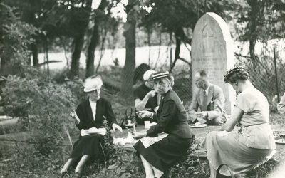 Tea Time with the Dead: The Victorian Tradition of Cemetery Picnics